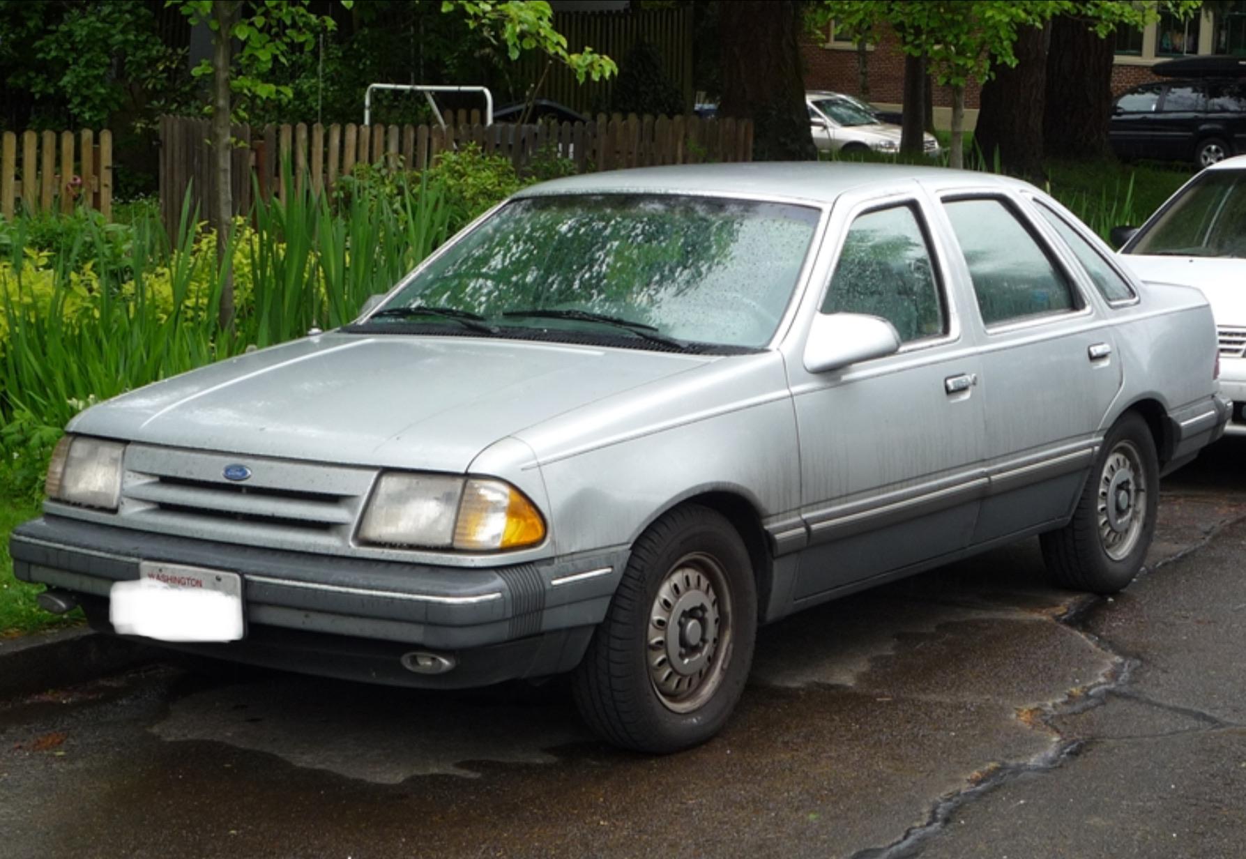 1988 Ford Tempo